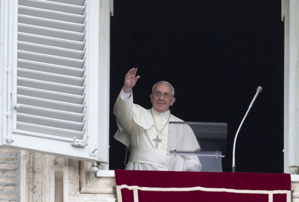 Roma: Il Papa ai cristiani perseguitati in Iraq: "Siete il cuore della Chiesa"