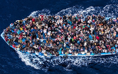 "Cristiani causa dei naufragi". Migranti islamici li uccidono!