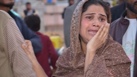 Attentato a chiesa in Pakistan, Bhatti: serve aiuto internazionale!