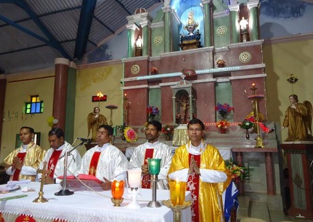 Orissa, le vittime delle violenze anti-cristiane celebrano la Natività di Maria, protettrice in tempo di persecuzione!