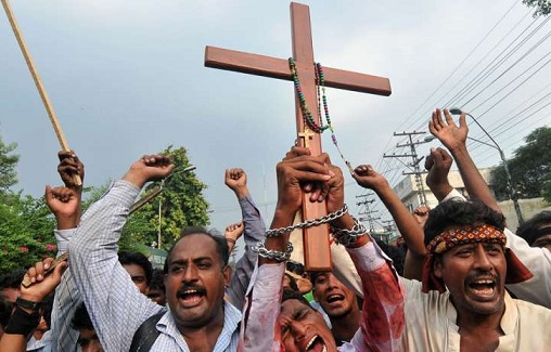 Sostegno ai cristiani perseguitati: mea culpa del governo!
